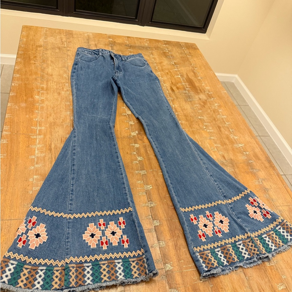 Boho Embroidered Wide Leg Jeans - Blue